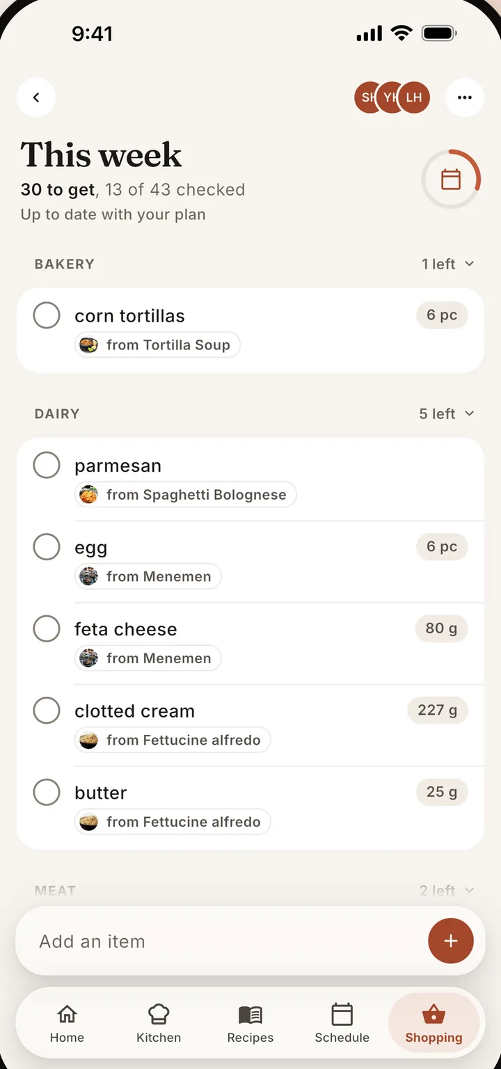 Una lista de compras de Chefless creada a partir del plan, agrupada por pasillos, con artículos para marcar